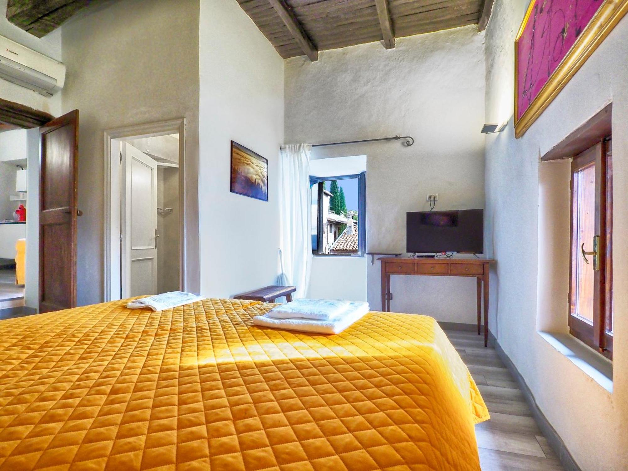 Relais Borgo Lizori Country House Campello sul Clitunno Kültér fotó