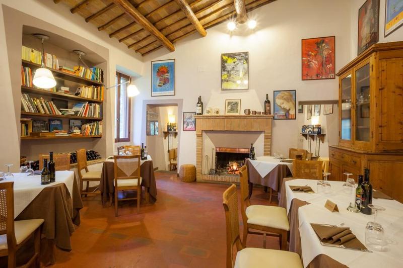 Relais Borgo Lizori Country House Campello sul Clitunno Kültér fotó
