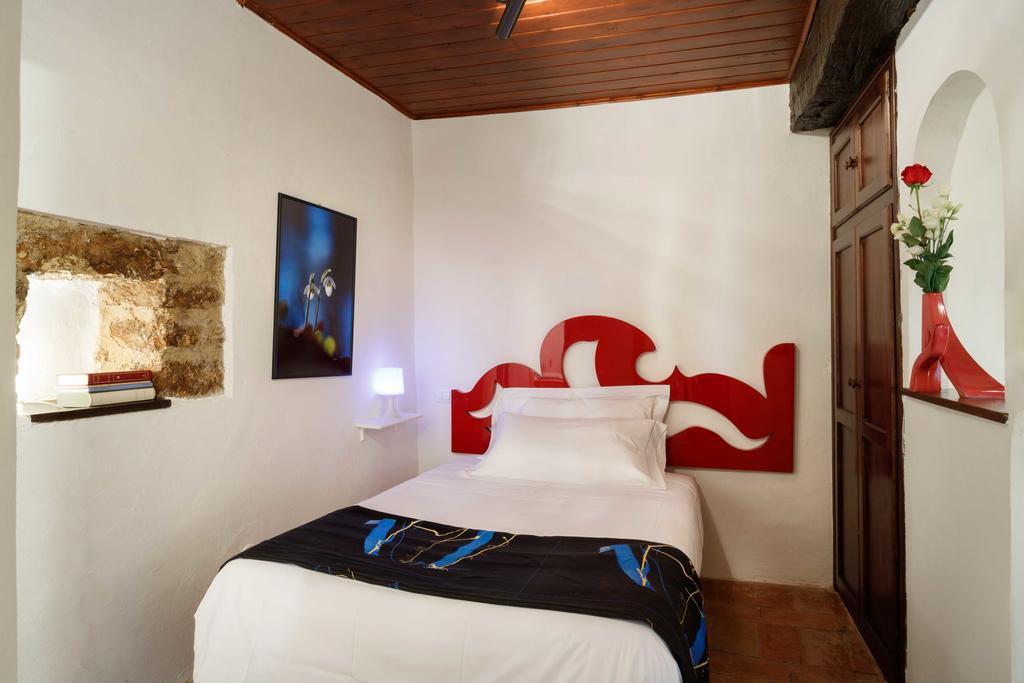 Relais Borgo Lizori Country House Campello sul Clitunno Kültér fotó