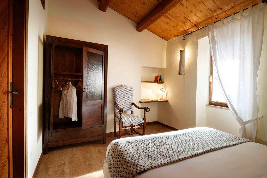 Relais Borgo Lizori Country House Campello sul Clitunno Kültér fotó