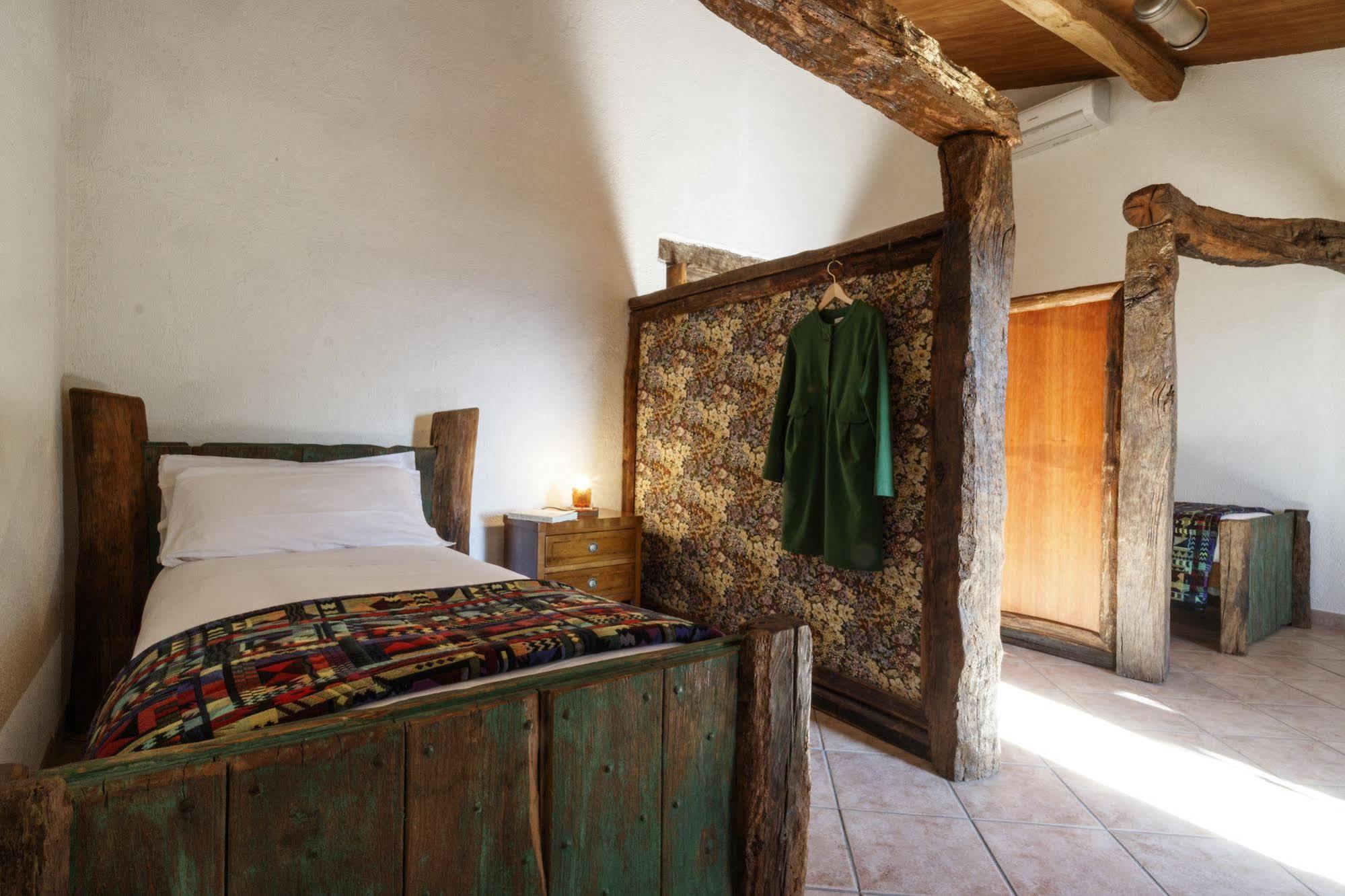 Relais Borgo Lizori Country House Campello sul Clitunno Kültér fotó